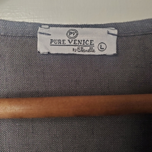 Pure Venice by Eternelle Linen Top – Size L – Dark Grey - Picture 6 of 6